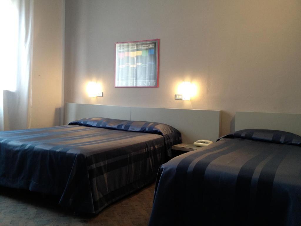 Hotel Milano Pistoia Room photo