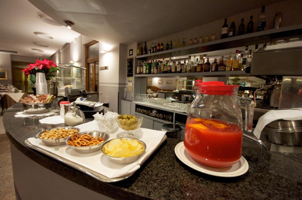 Hotel Milano Pistoia Exterior photo